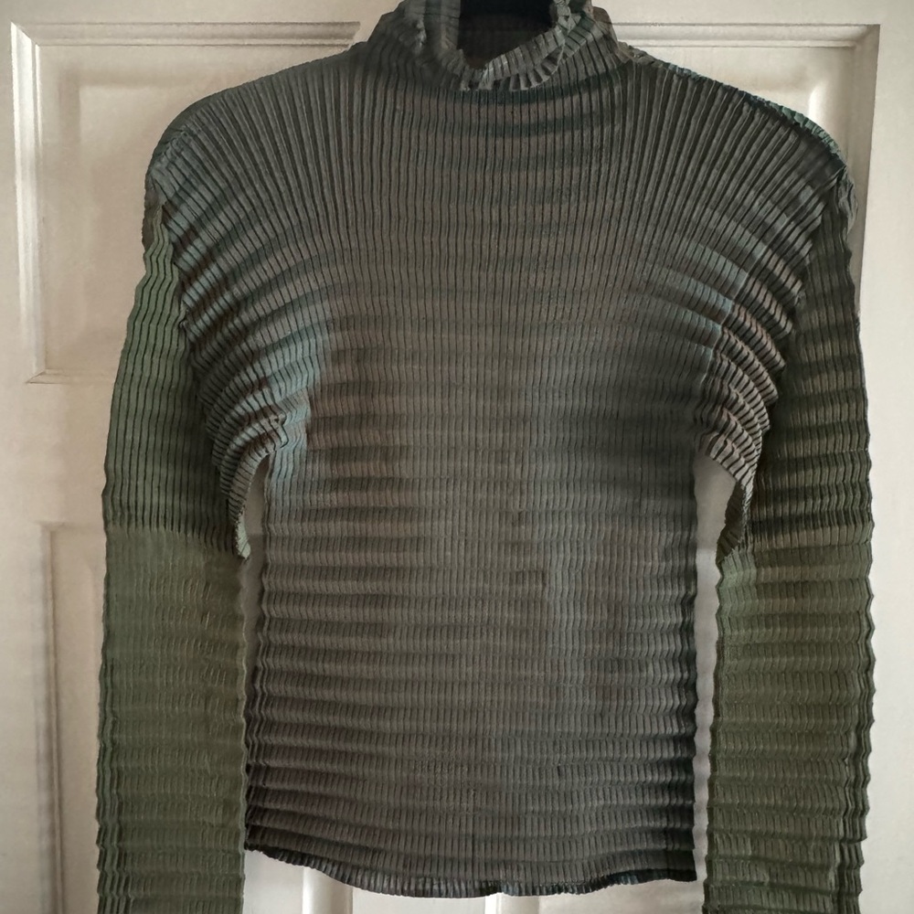 Issey Miyake Olive Ribbed Top